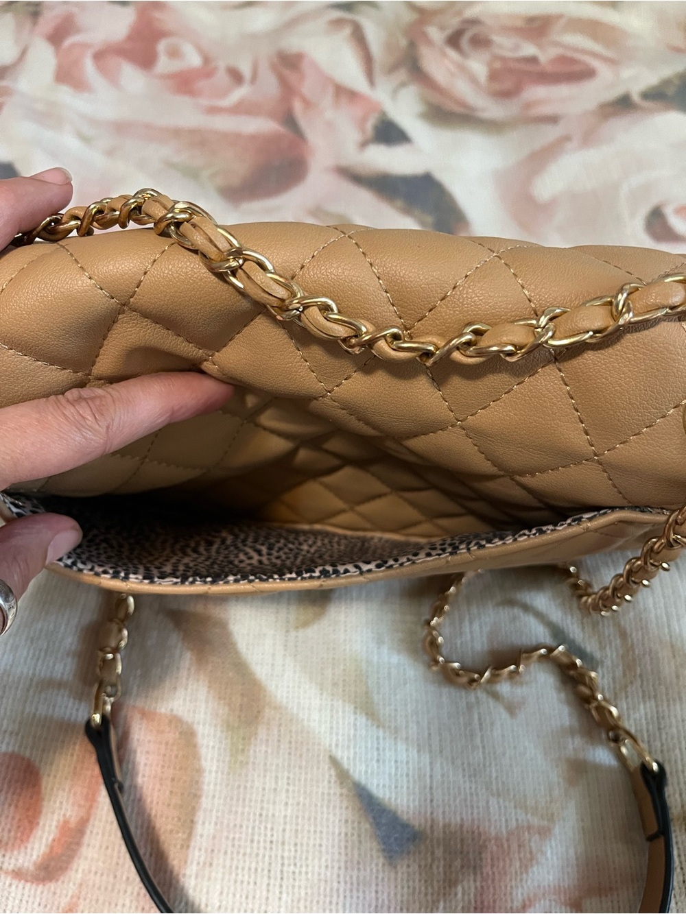 Quilted Shoulder Bag in Beige with Chain Strap - Picture 11 of 11